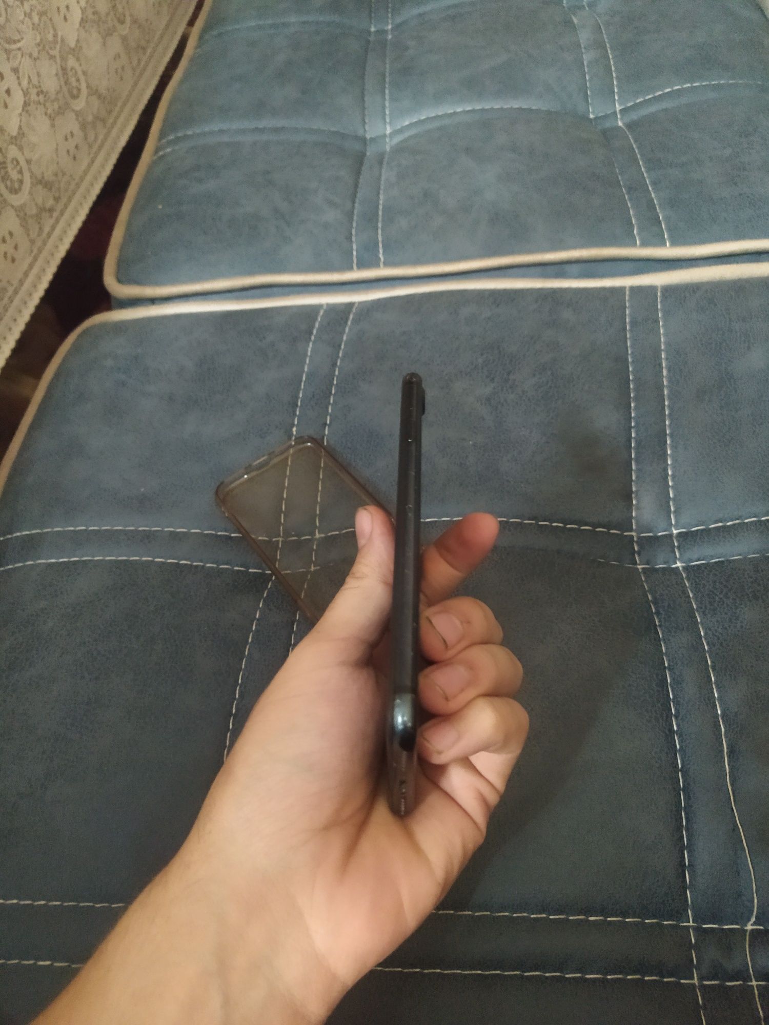 iPhone 7 xolati ortacha
