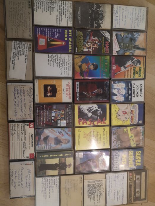 Продавам касети, записани и оригинални