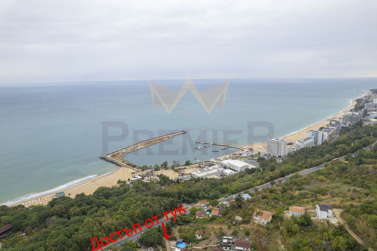 Продава се Парцел в к.к. Златни пясъци - 1012 кв.м за 79 €/кв.м - Снимка #1