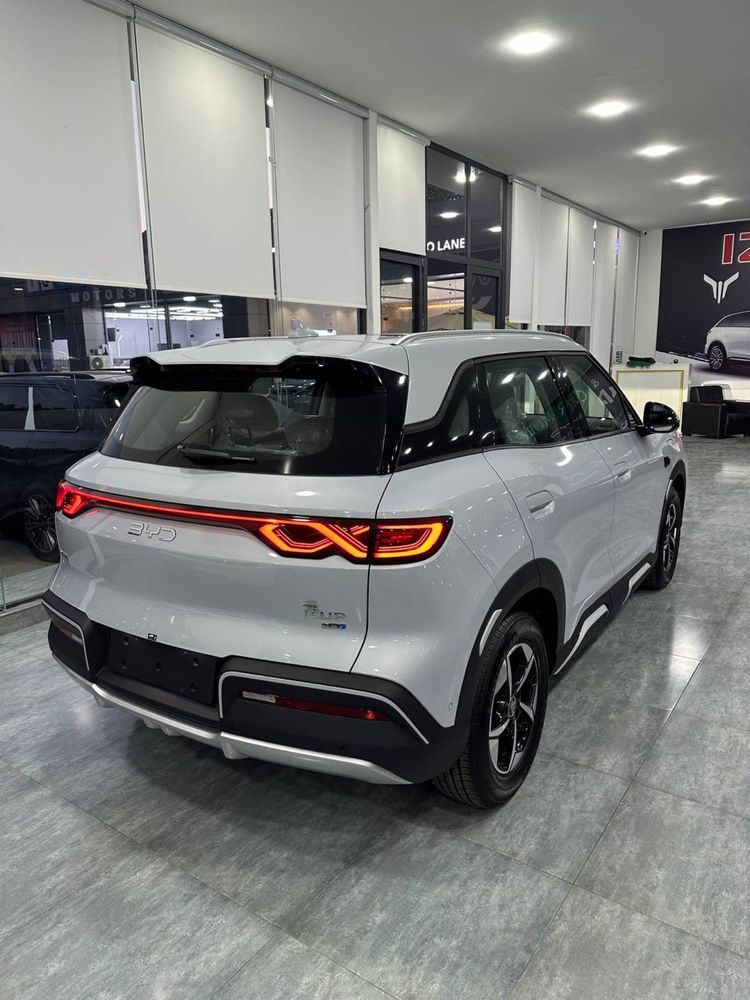 Byd Yuan Up smart Dop opsiya