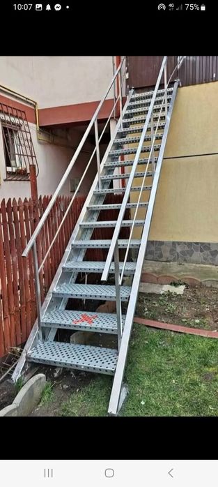 Scări metalice industriale