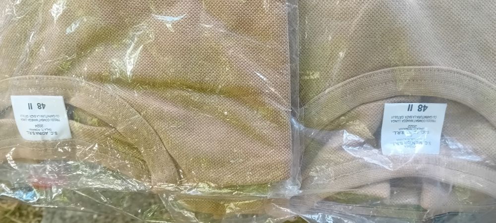 Ținută militară   ...