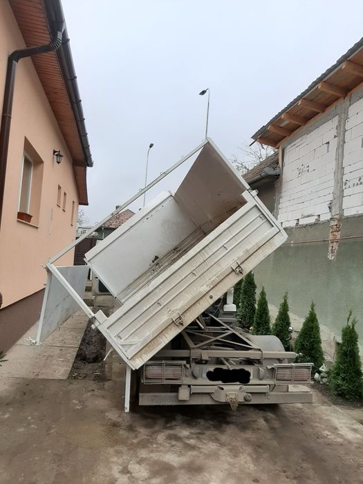 Transport marfa (nisip, sort, pamant) basculabil 3 parti