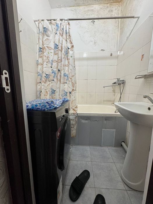 Novza metro yaqin joyda kvartira bor oilaga talabalarga beriladi