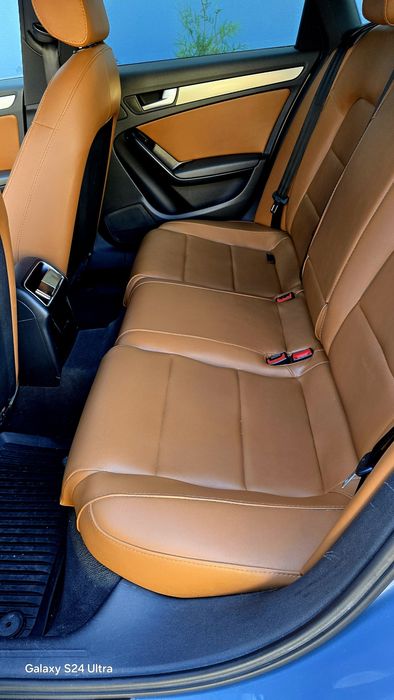 Vand AUDI A4 2010