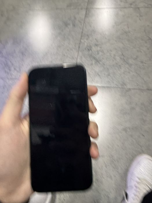 Продам 13 Айфон 128 гб