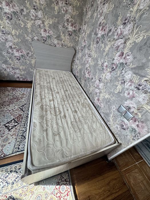 Продам кровать