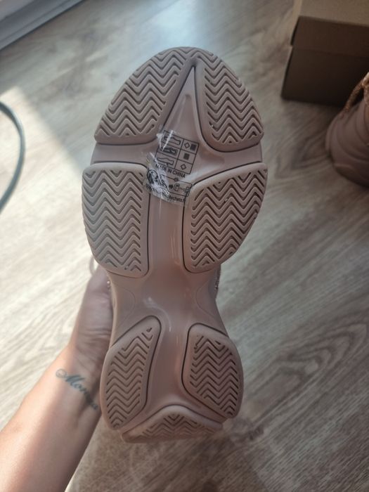 Сникърси Steve Madden