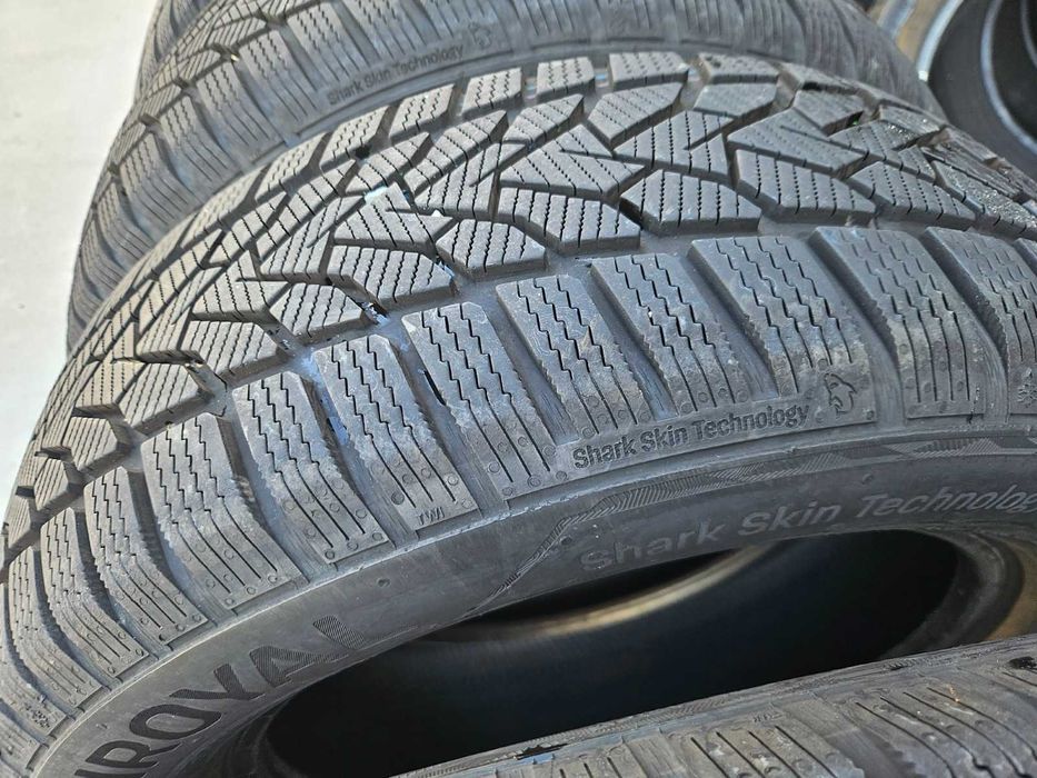 4бр. 205/60 R16 зимни UNIROYAL 8мм