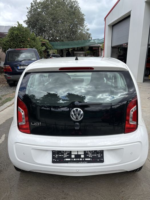 Volkswagen up 1.0 move up