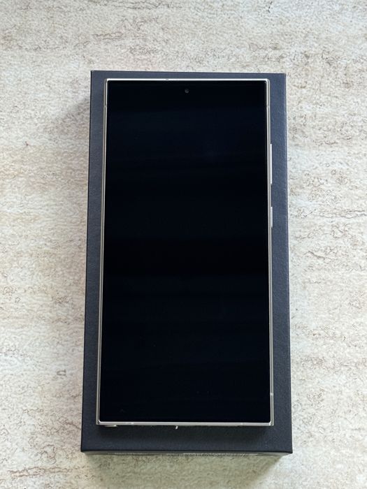 Като нов! Samsung S24 Ultra 256GB Titanium Gray