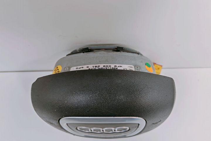Airbag Volan  4F0880201S Audi A6 4F/C6