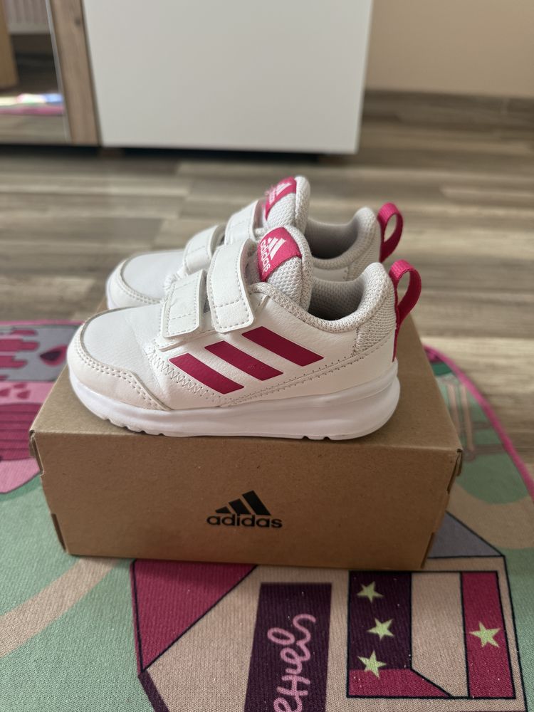 Сникърси Adidas AltaRun Cf I CM8582 Бели