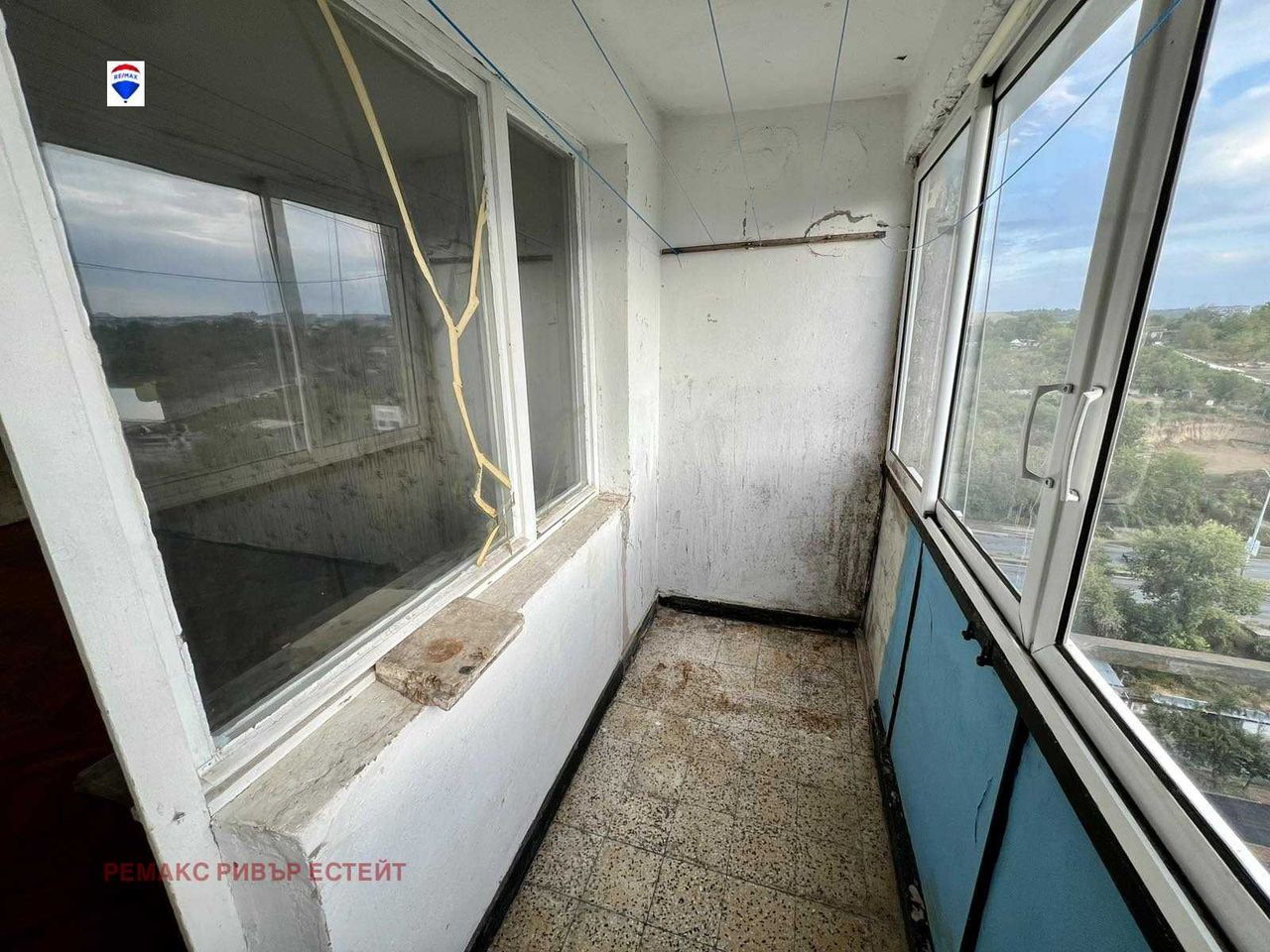 Продава се Двустаен апартамент в Русе, Здравец - 73 кв.м за 753 €/кв.м - Снимка #8