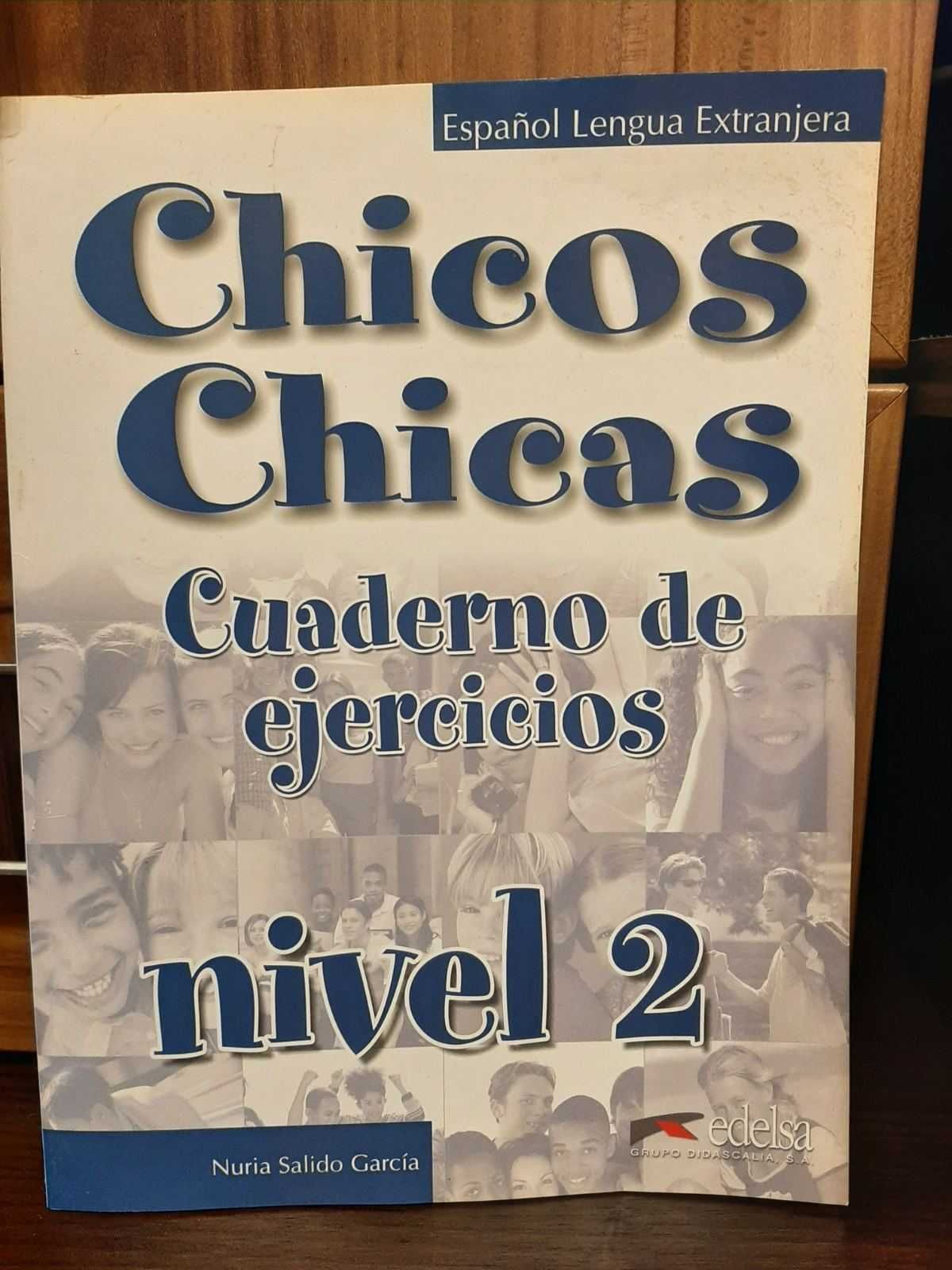 Учебник + учебна тетрадка по испански език Chicos Y Chicas 2