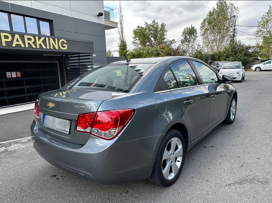 Chevrolet Cruze LT 2011 1.8