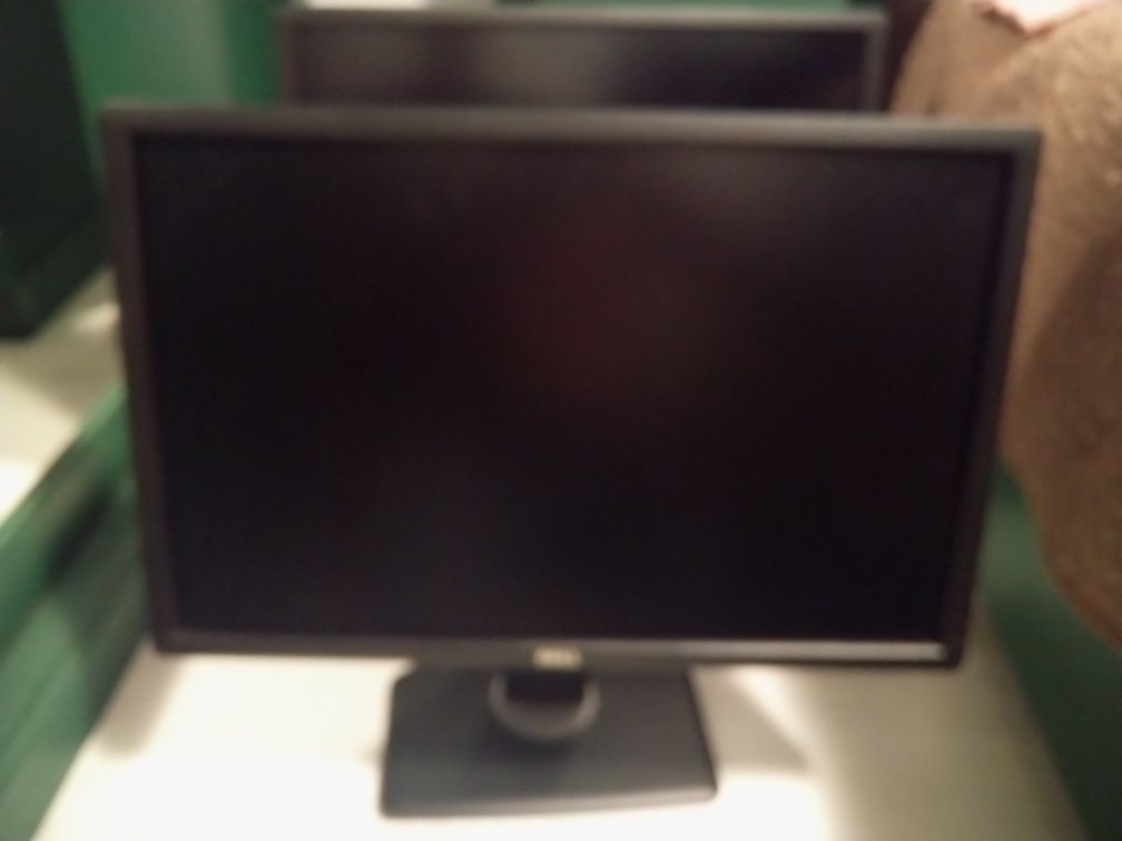 Monitor dell 24 inch