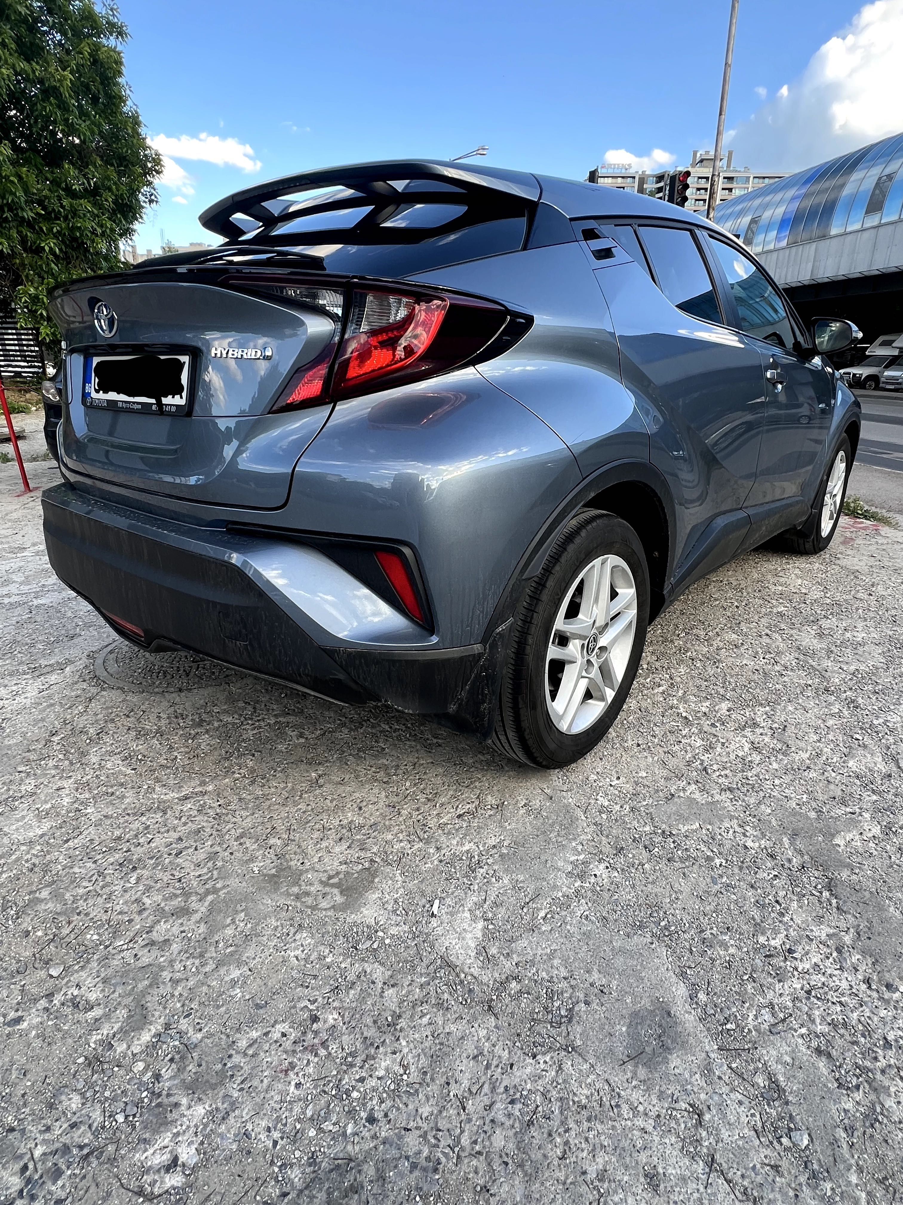 Toyota C-HR, ноември 2021г. пробег: 60286 км; 122 к.с.