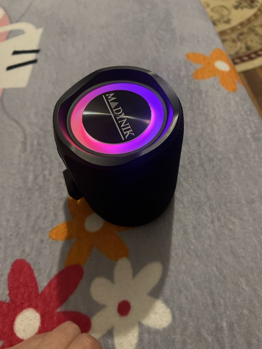 Vând Boxa Bluetooth
