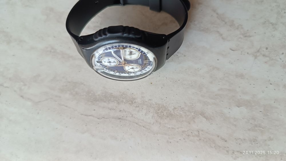 Ceas Swatch cu alarmă