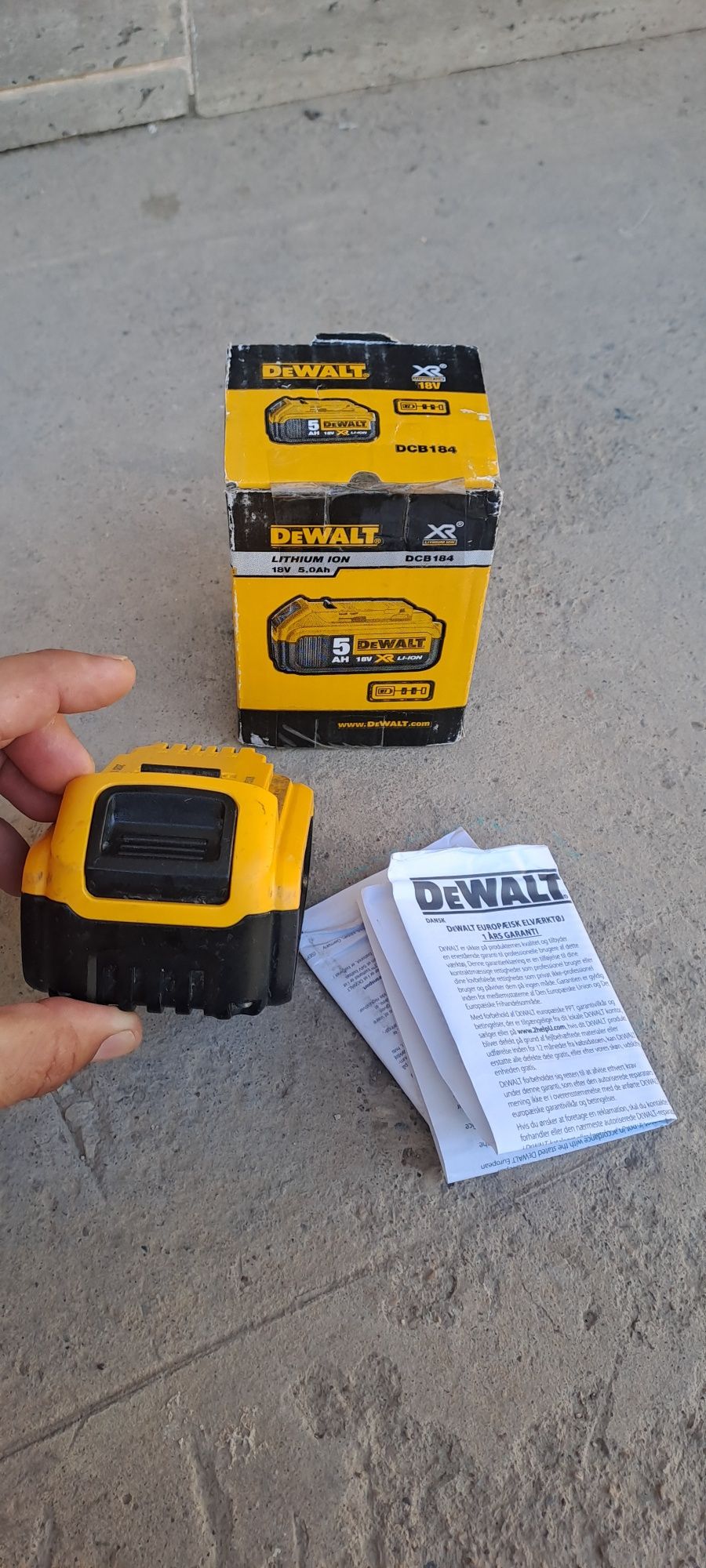 Аккумулятор DeWALT 18V 5.0Ah