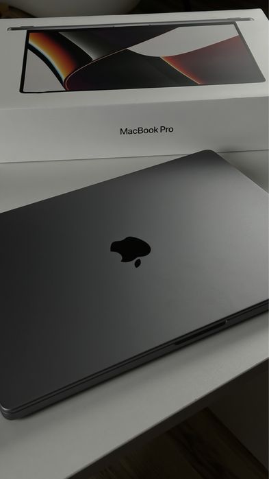 Продам MacBook Pro