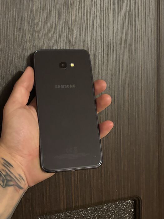Samsung J4 plus black