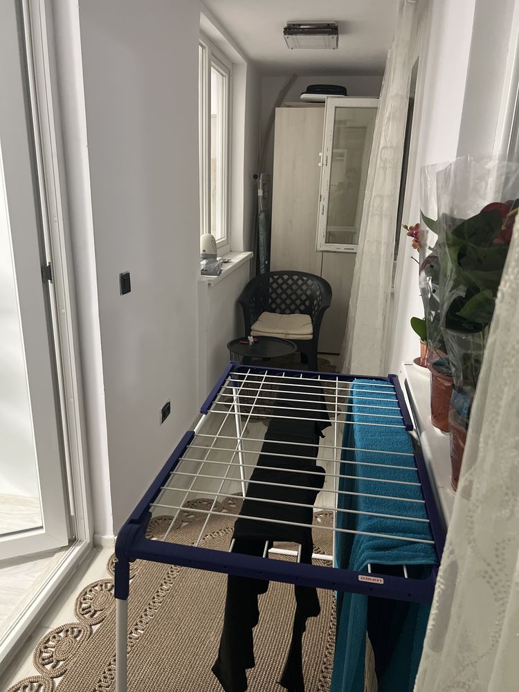 Apartament cu două camere în zona Dărmănești  este modernizat și confo