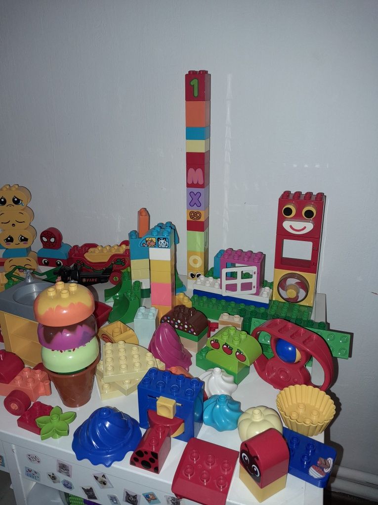 Lego Duplo ( piese, figurine, animale, plăci)