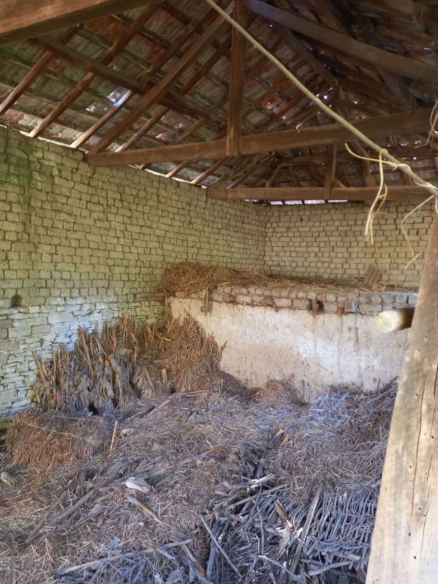 Продавам си къщата в село Обединение