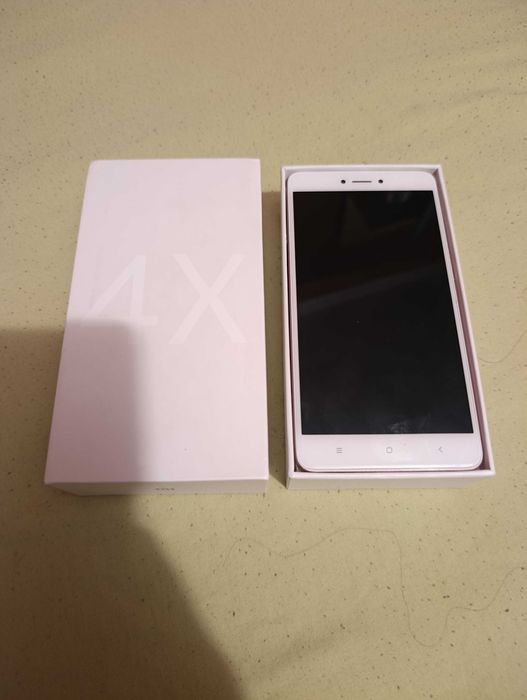 Xiaomi Note 4X перфектен