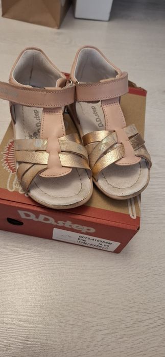 Sandale dd step marimea 28