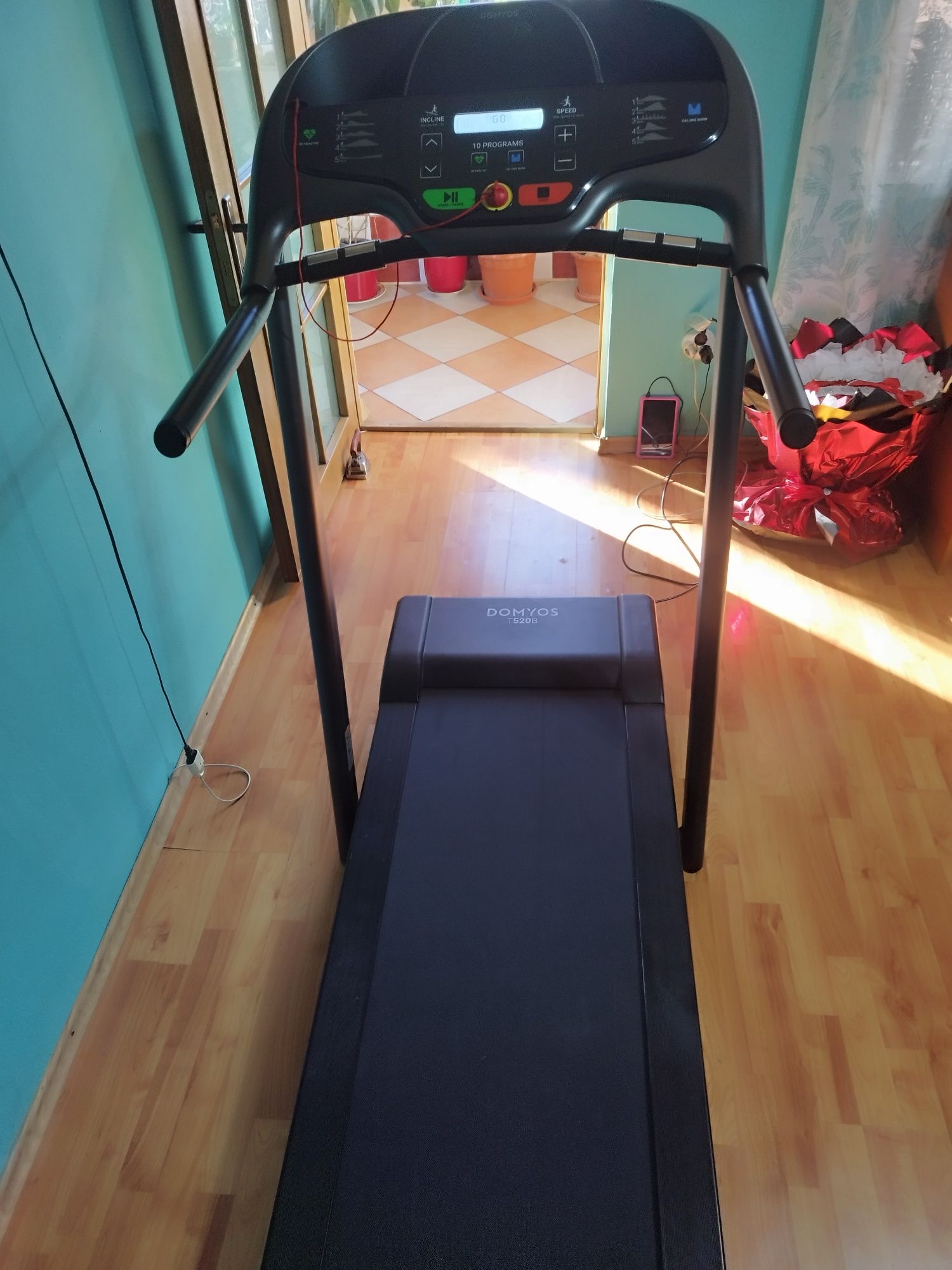 Vând bandă de alergat Domyos T520 – Stare excelentă!