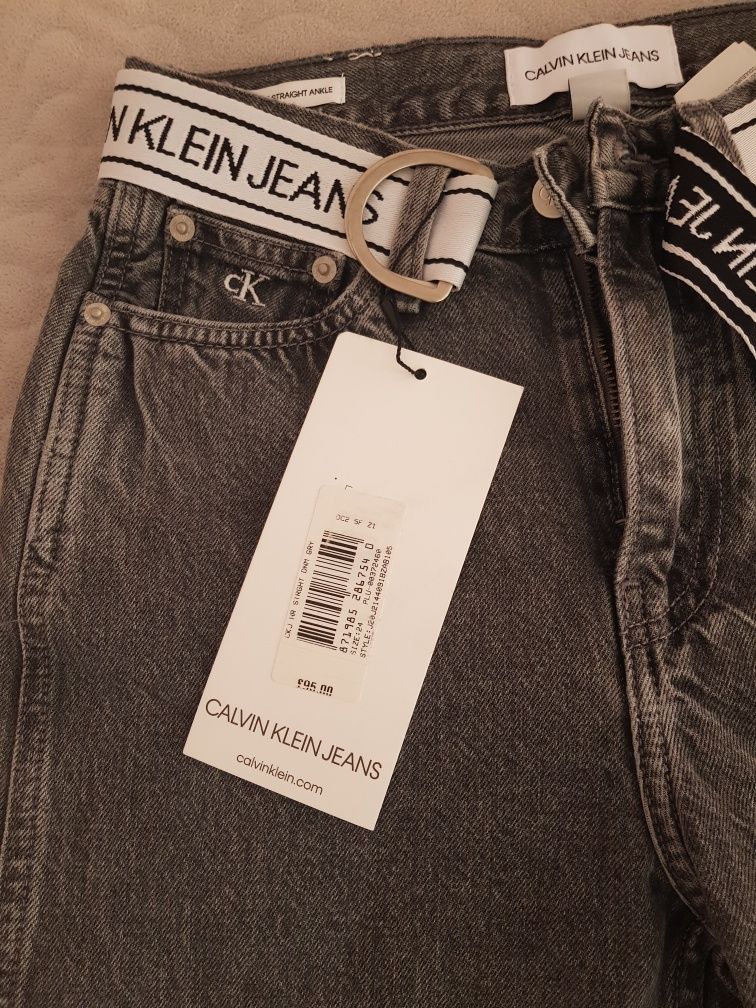 Blugi Calvin Klein dama