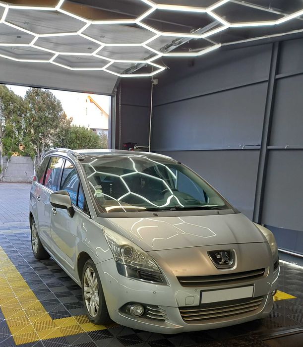 Vand Peugeot 5008