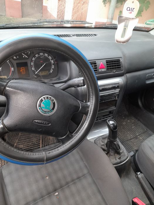 Vind skoda octavia 1 în stare bună de funcționare
