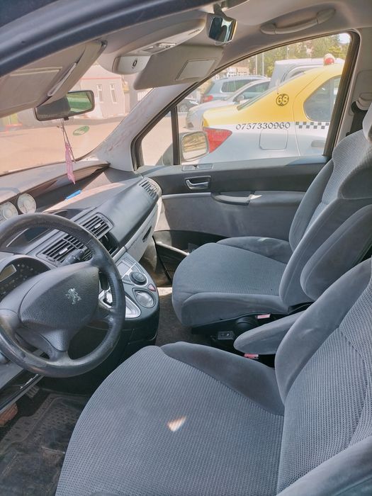 Peugeot 807 7 locuri