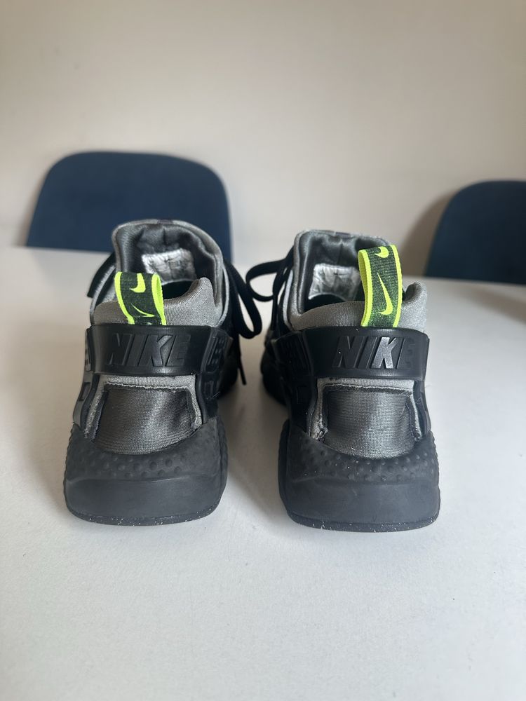 Nike Huareche Маратонки