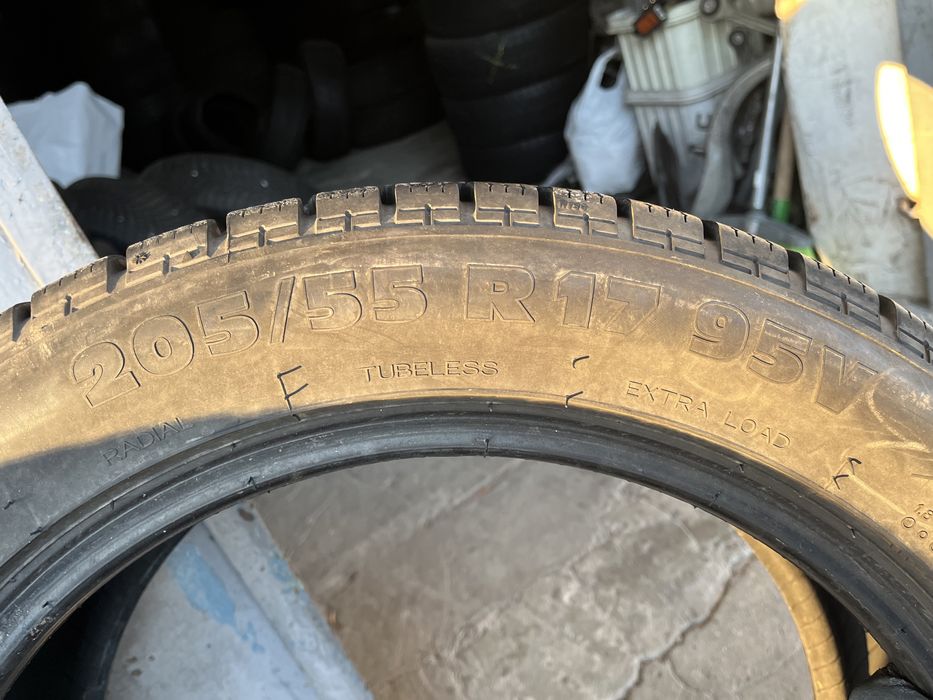 2 бр. зимни гуми 205/55/17 Tigar DOT 3216 6,5 mm