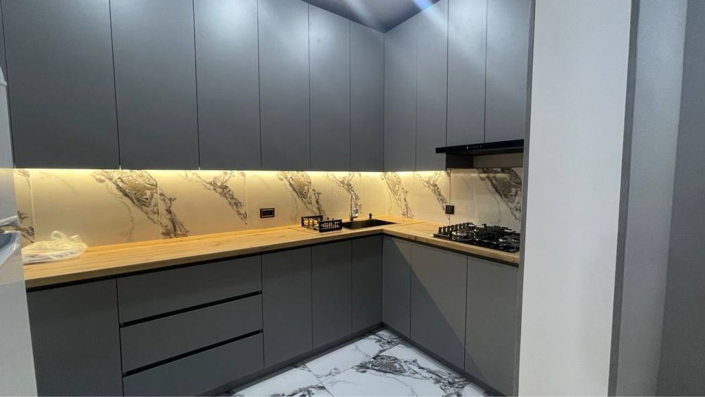 Продаётся 2 комнатная на Карасу