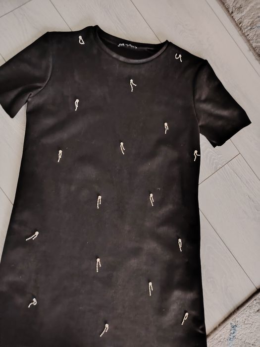 Rochiță Zara din piele întoarsă M