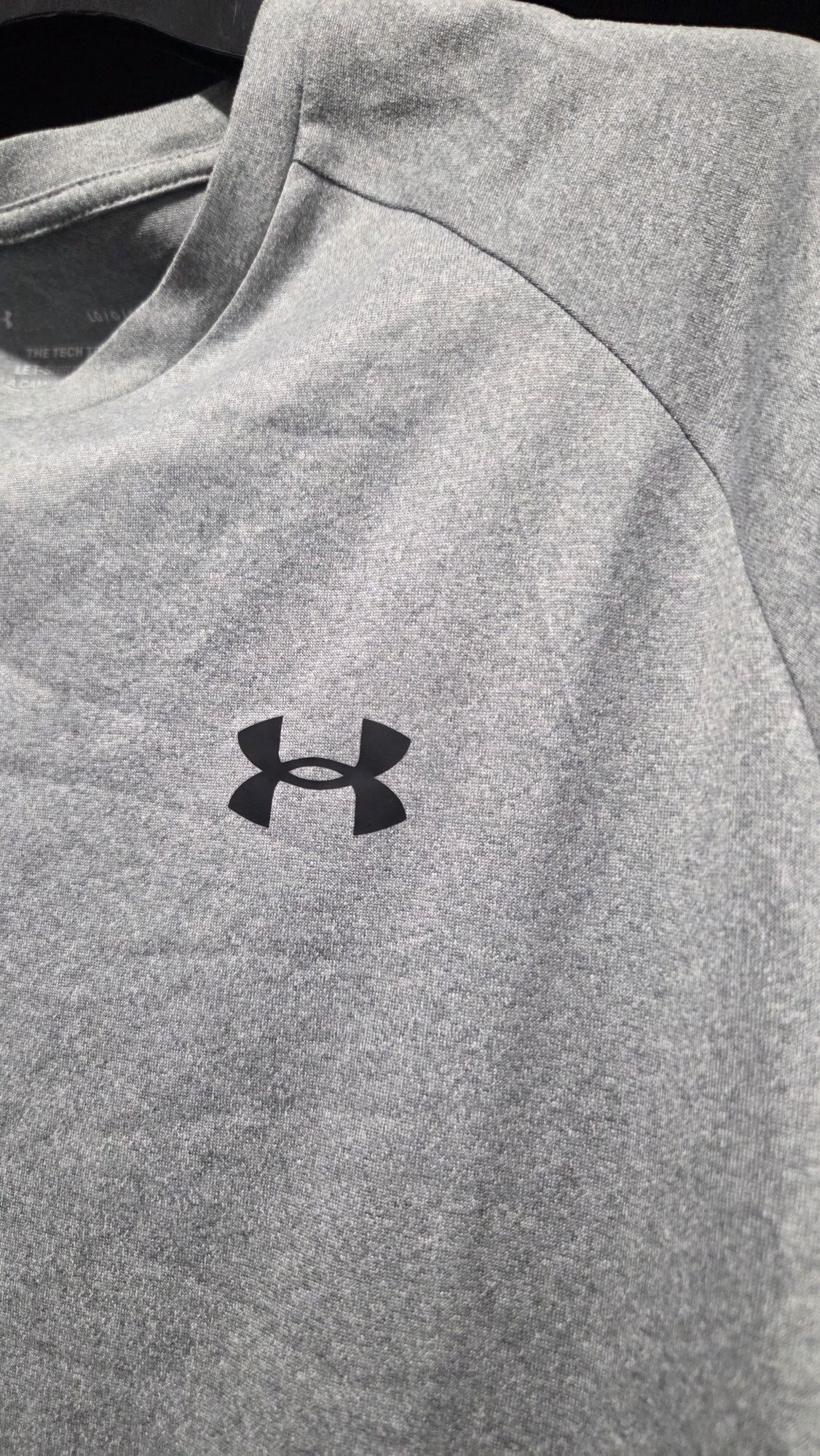 Under Armour Мъжки Спортни Дрехи размер Л