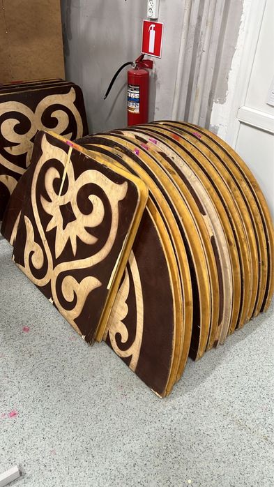 Продам круглый стол жер стол казак стол прямогольный стол