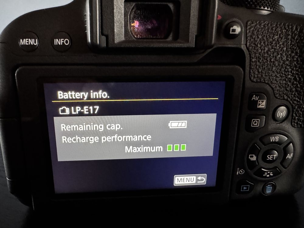 Canon EOS800D + китов обектив