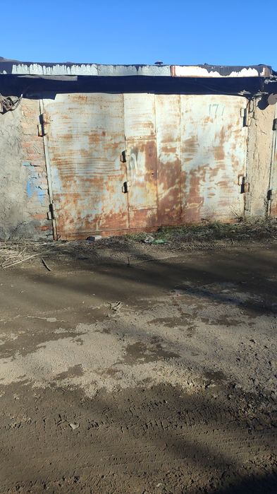 Продаються гаражи на выбор