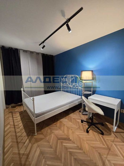 Продава се Двустаен апартамент в София, Яворов - 63 кв.м за 3651 €/кв.м - Снимка #3