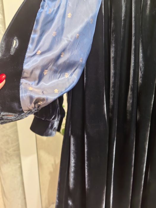 Продам женскую одежду