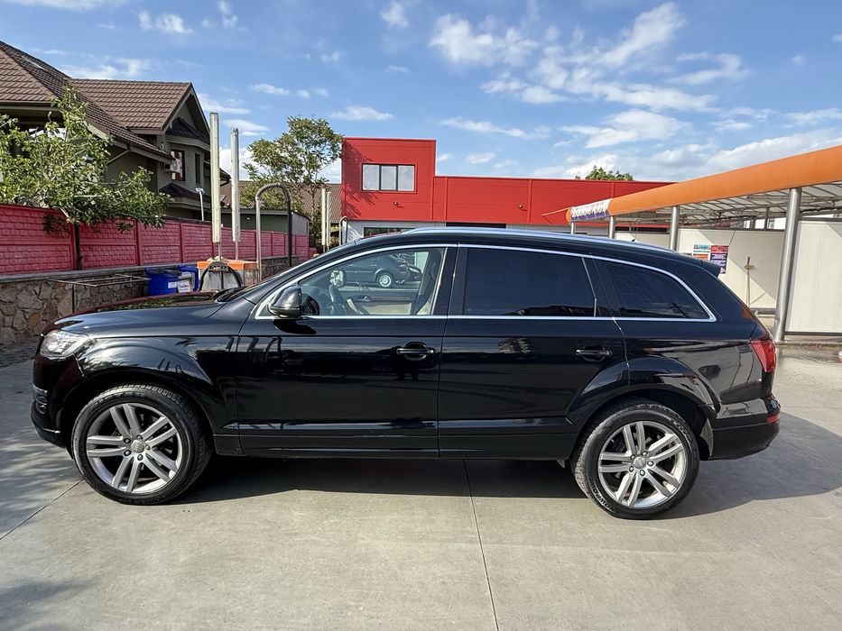 Audi Q7 / An 2010 /  Faceleeft /  Raport CarVertical