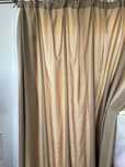 Draperie dormitir , 2 buc a cate 3,5m . Pret pe bucata 220lei