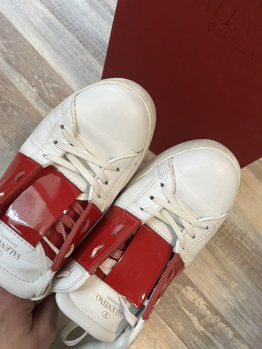 Valentino Garavani 39 н